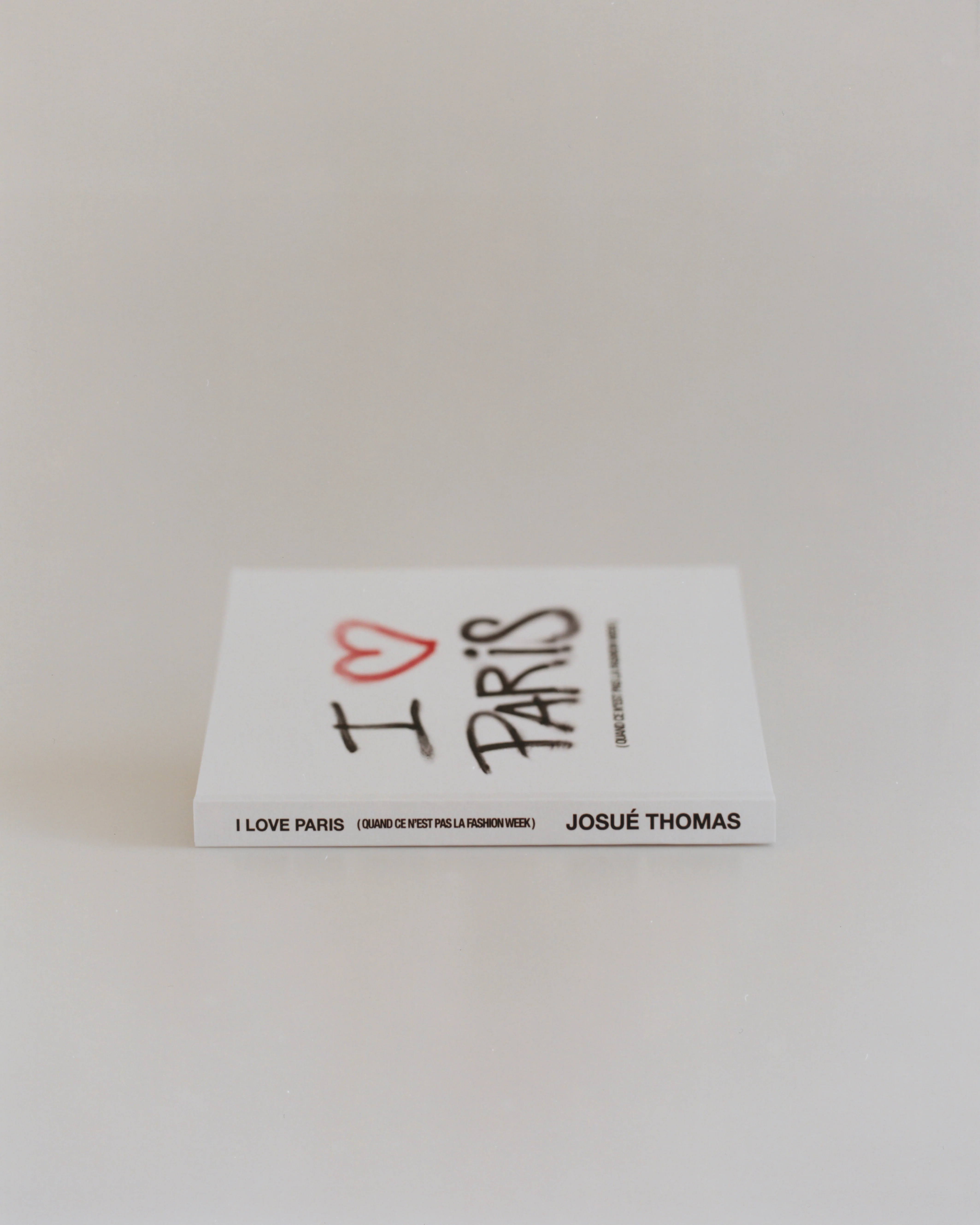 I LOVE PARIS BOOK - Image 5