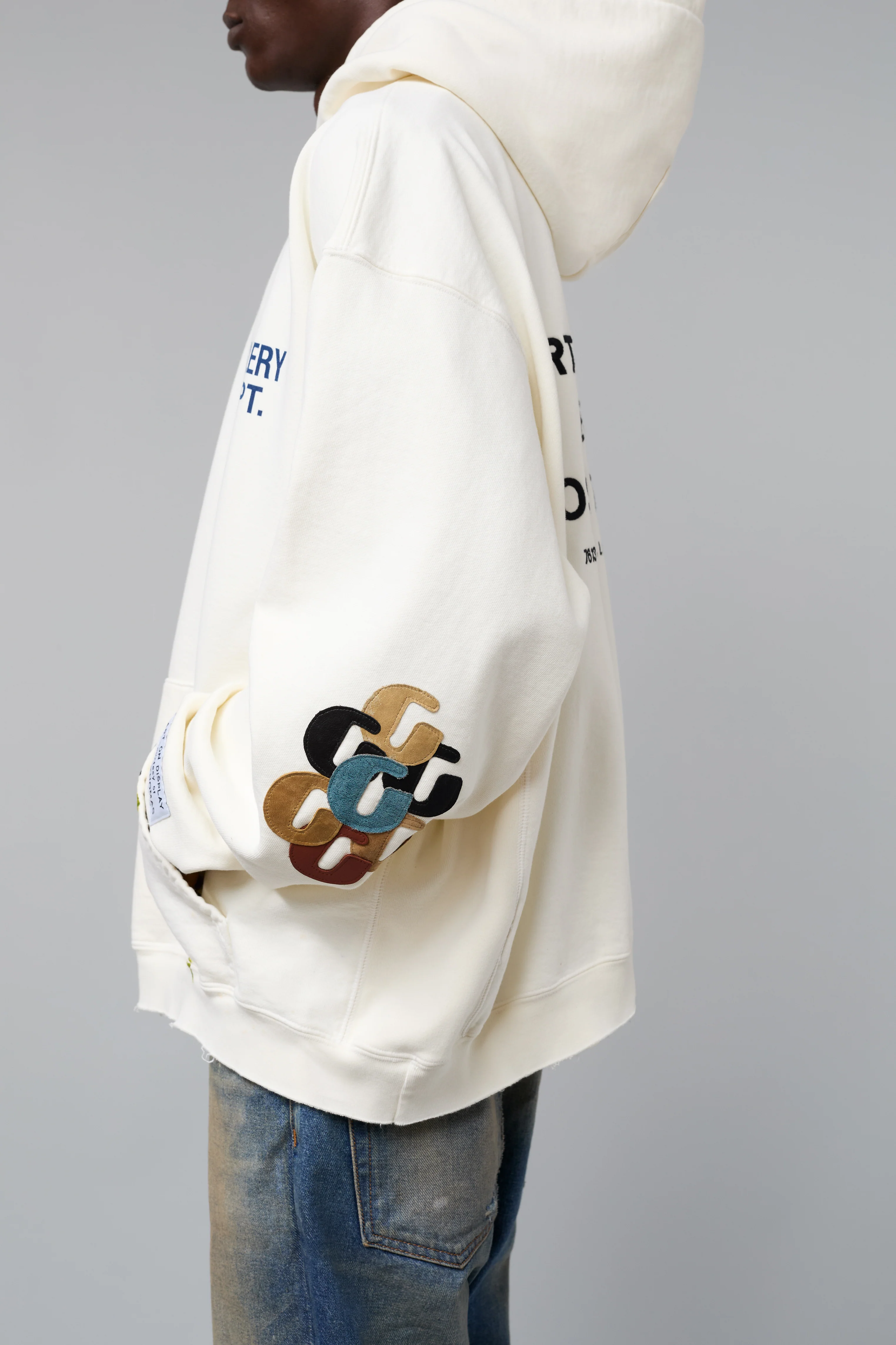 STUDIO HOODIE - Image 10